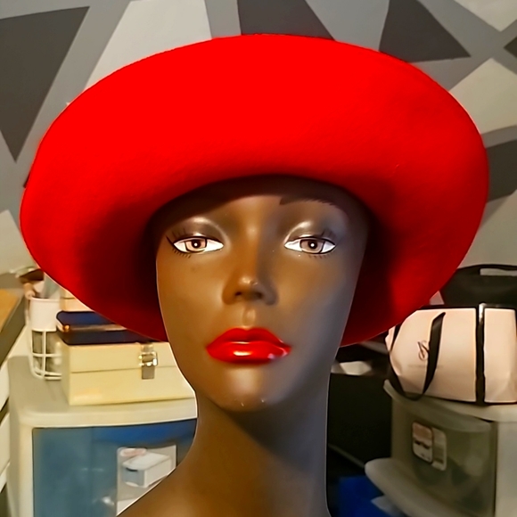 Talbots Designer Elegant Red Wide Rim Hat w/Small Black Bow - Picture 6 of 7